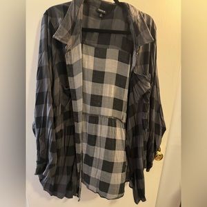 Gray Checkered long sleeve shirt